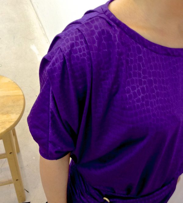 Sewing classes in chicago: tchad: workroom: studio: maddie: Vogue 1337: purple knit: shoulder detail