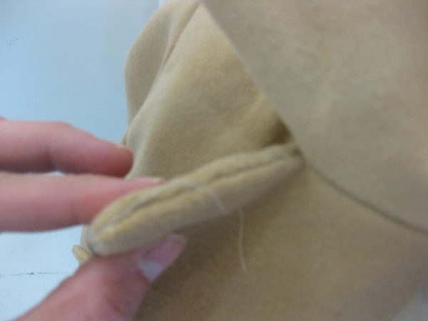 sewing classes in Chicago: tchad: Ying: cashmere: cape: simplicity: 6680: collar detail